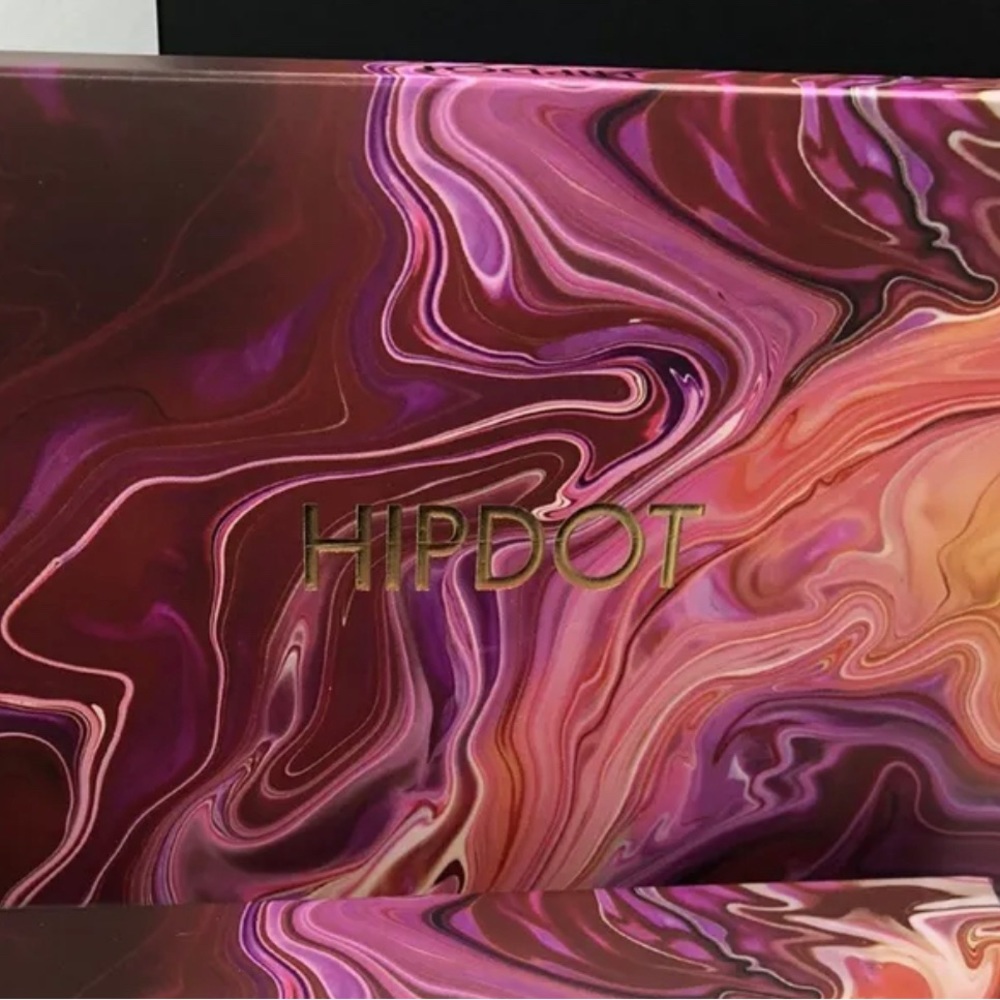 HIPDOT ZION PRESSED PIGMENT PALETTE 15 SHADES NEW IN BOX